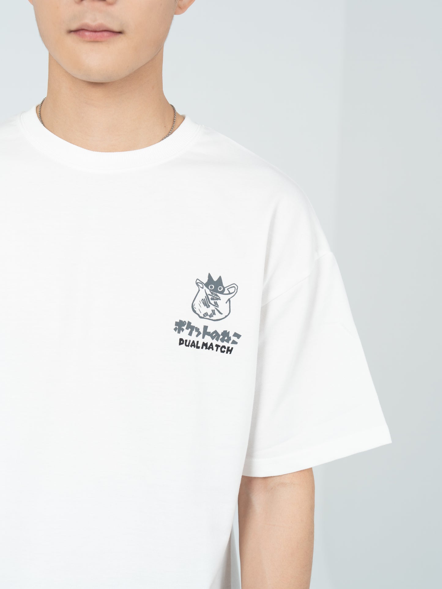 日系 貓咪 LOGO 短袖 T恤