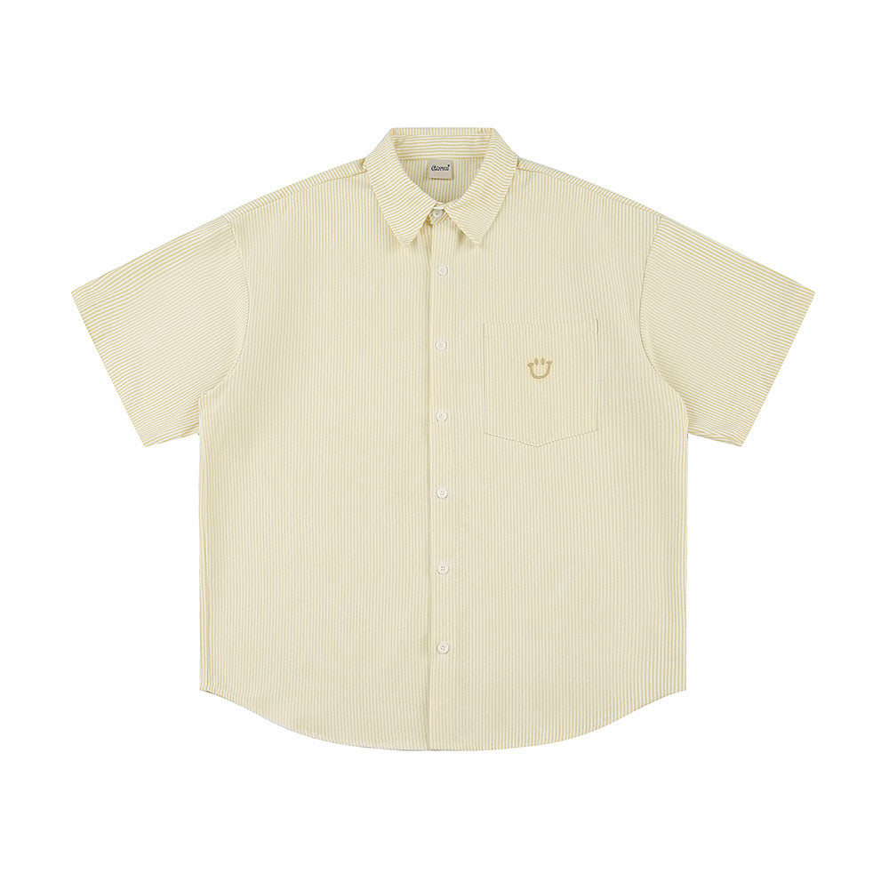 刺繡微笑短襯衫