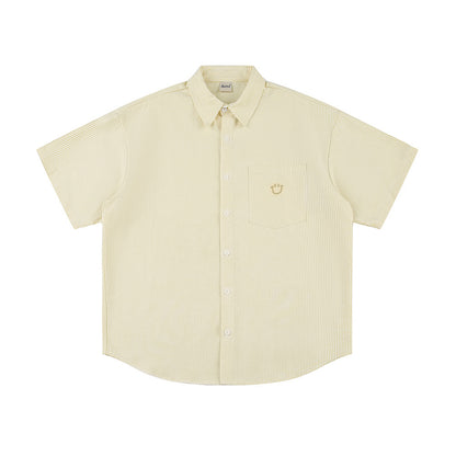 刺繡微笑短襯衫