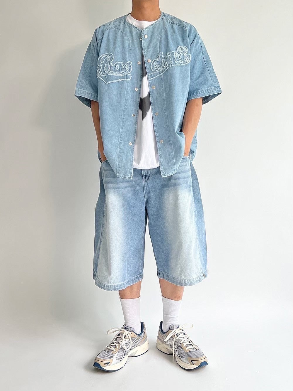 破壞文字牛仔棒球襯衫