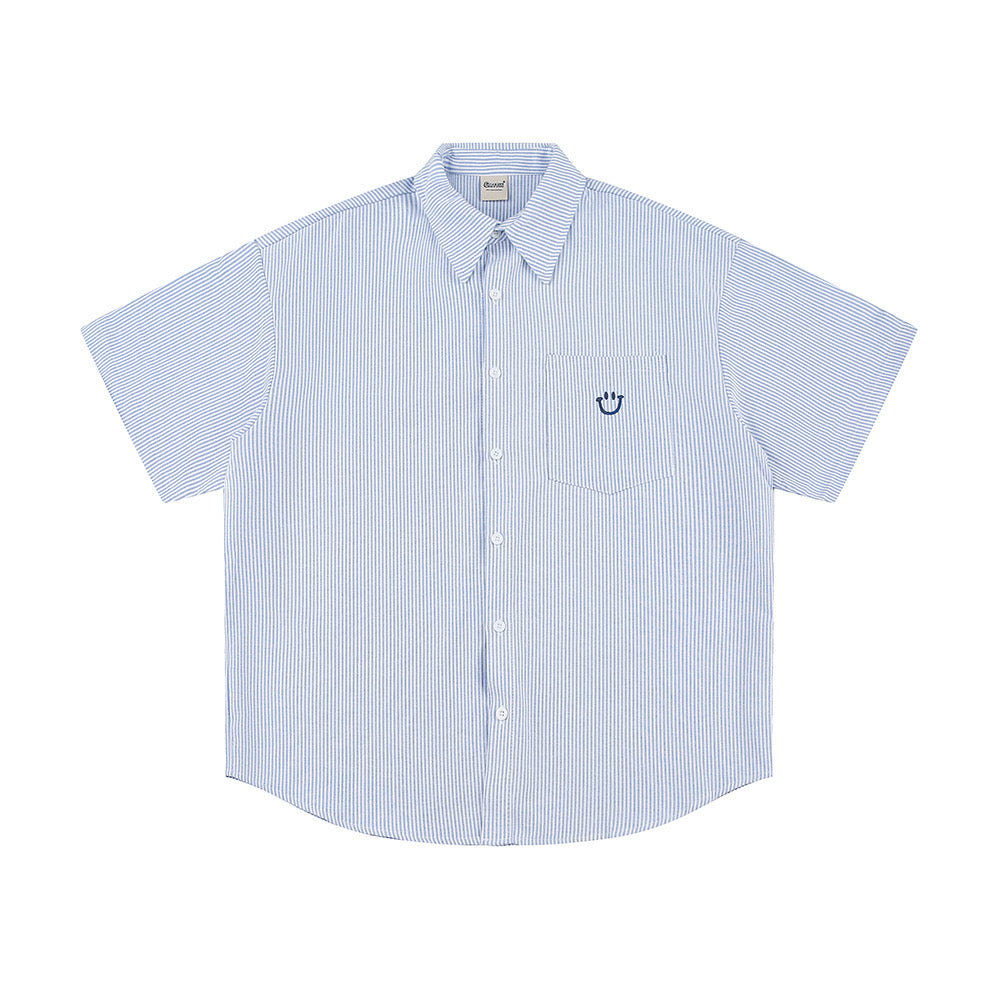 刺繡微笑短襯衫